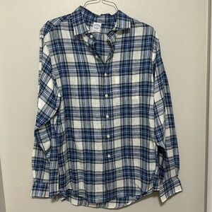 Men’s dress shirt
